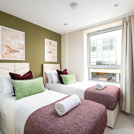 New Stylish 2bed-2bath-by Fabaccommodation Διαμέρισμα