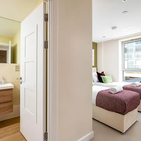 New Stylish 2bed-2bath-by Fabaccommodation Διαμέρισμα Μπρίστολ